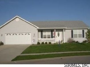 10909 Sylvan Vista Dr, Lebanon, IL 62254