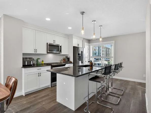 79 E Auburn Meadows St SE, Calgary, AB T3M 2S1