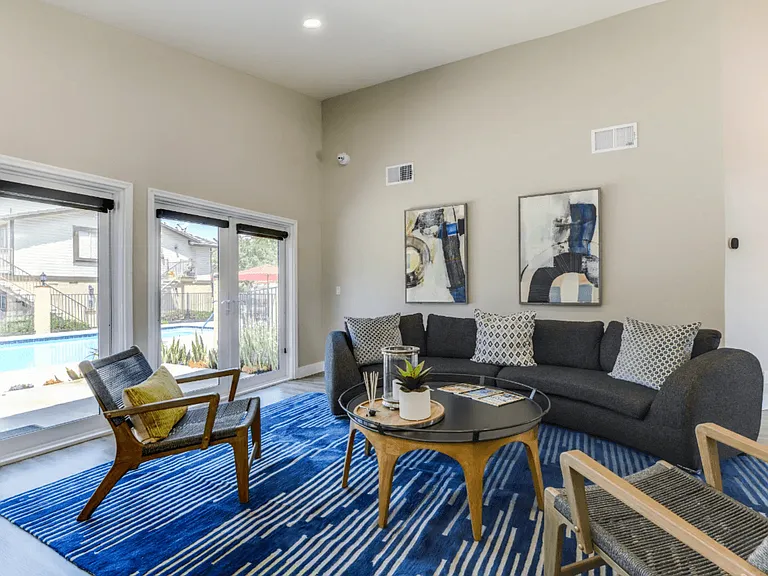 Gladstone Ridge Apartments — Photo 18