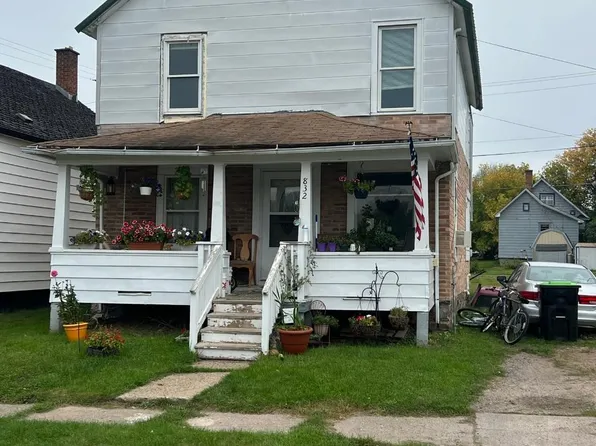 832 N 7th Ave, Iron River, MI 49935