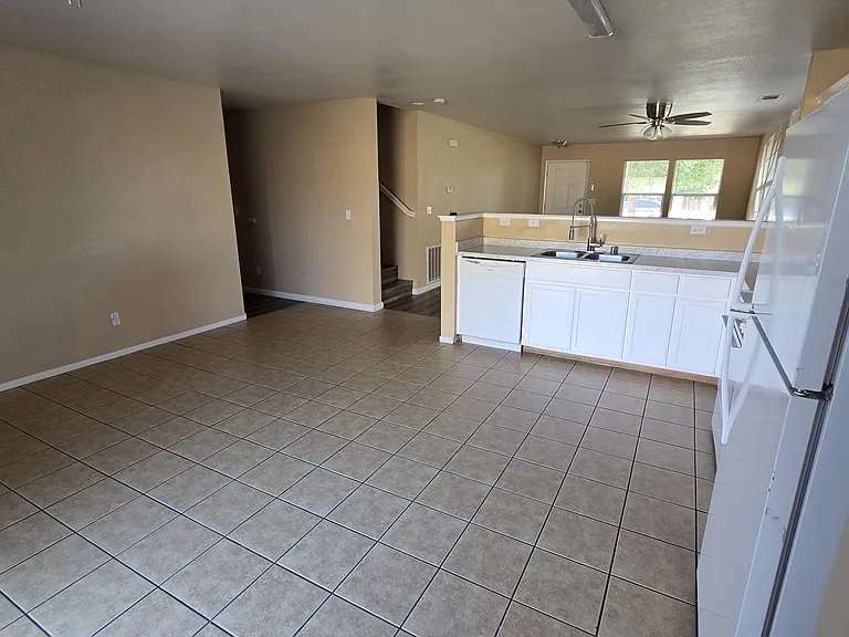3880 Solstice Ave — Photo 17