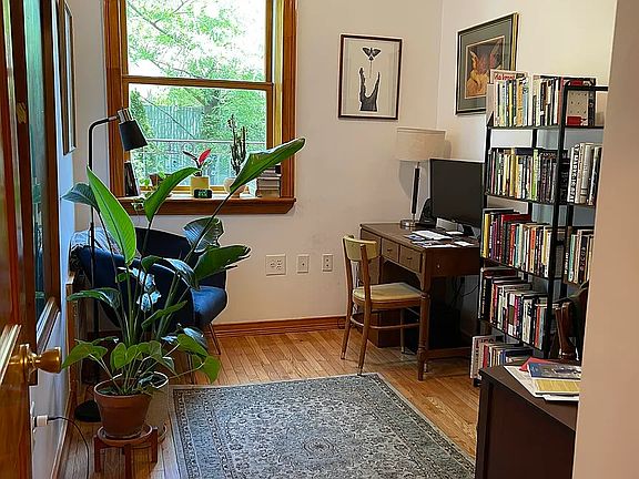 3rd image of 722 Leonard St #U