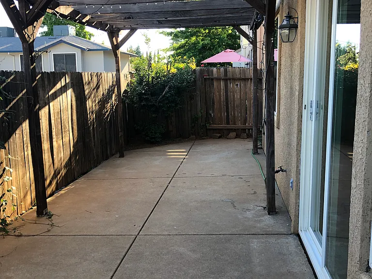 2545 Chesapeake Bay Cir — Photo 11