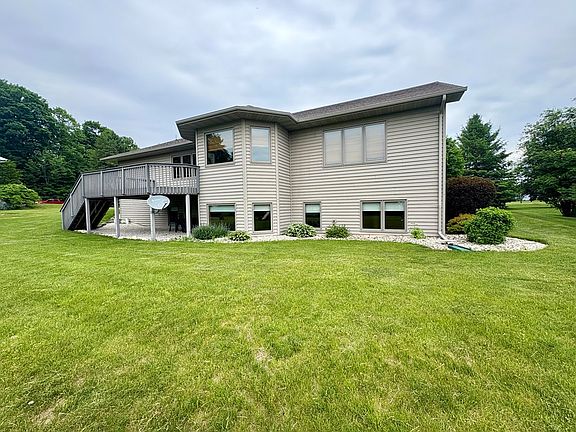 4th image of 3151 Briarwood Ln
