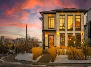 2504 W 19a St SW, Calgary, AB T2T4Z2