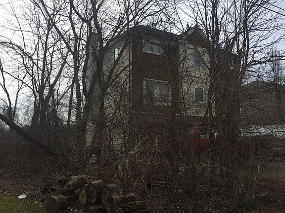 2nd image of 6693 Langtoft St