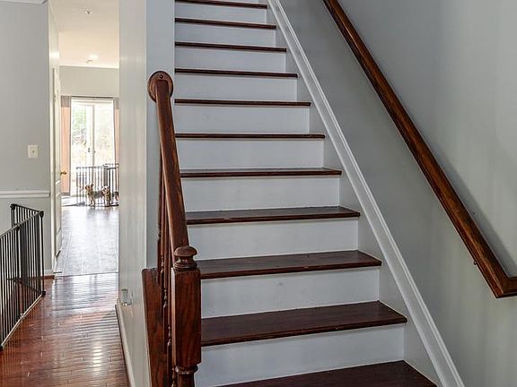 4th image of 15407 Pulaski Rd