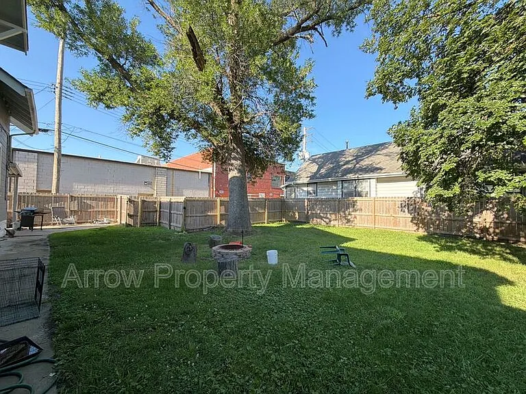 1459 Plum St #2 — Photo 13