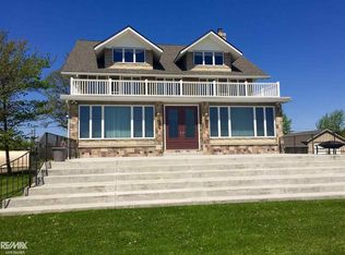 6789 S River Rd, Marine City, MI 48039