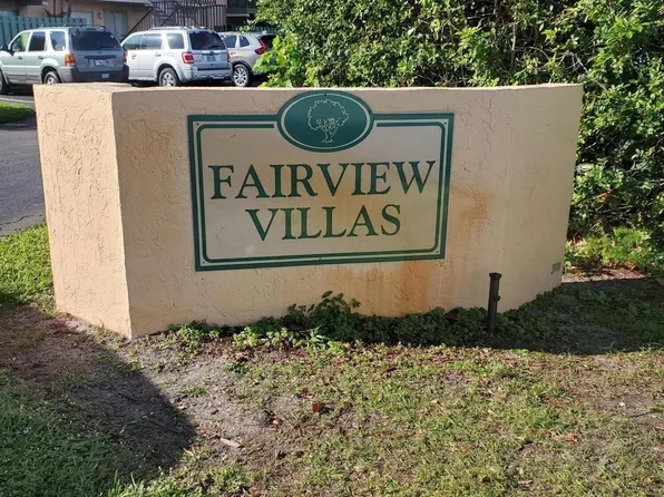 1839 Fairview Villas Drive #2, Palm Springs, FL 33406