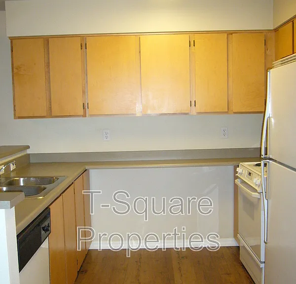9525 NE 180th St #306 — Photo 8