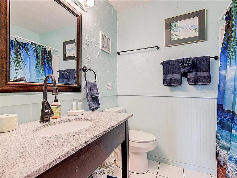 13589 Croft Dr S — Photo 26