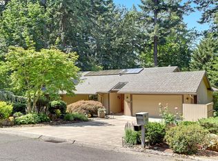 128 Del Prado St, Lake Oswego, OR 97035