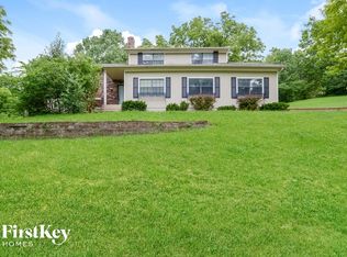 12512 Silver Ln, Independence, MO 64054
