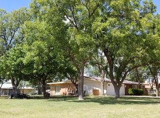 213 7th St, Sterling City, TX 76951