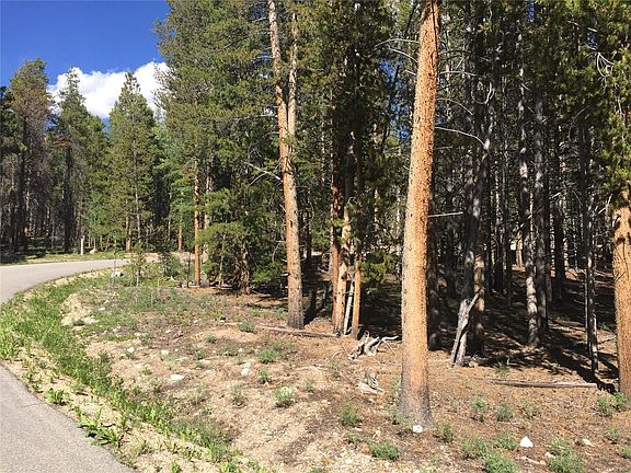 3rd image of 1010 Ruby Ln