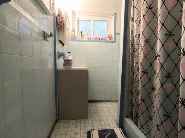 20-45 31st Street image 36 of 40