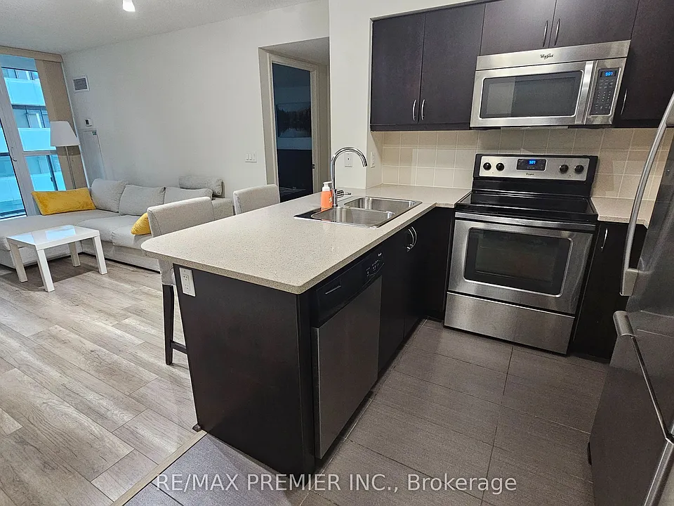 19 Grand Trunk Cres #2507