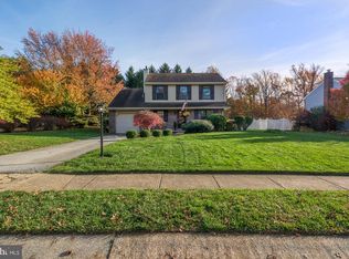 812 Bezel Rd, Wilmington, DE 19803