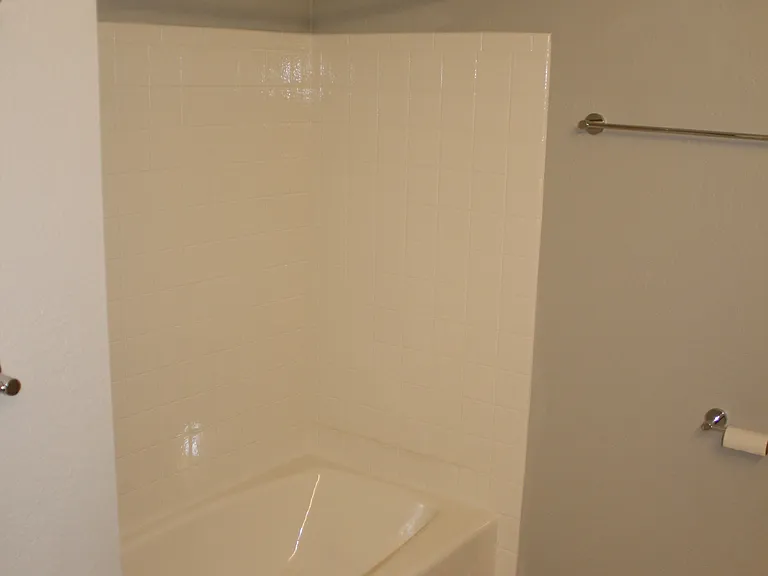 Jefferson Square Apartments — Photo 20