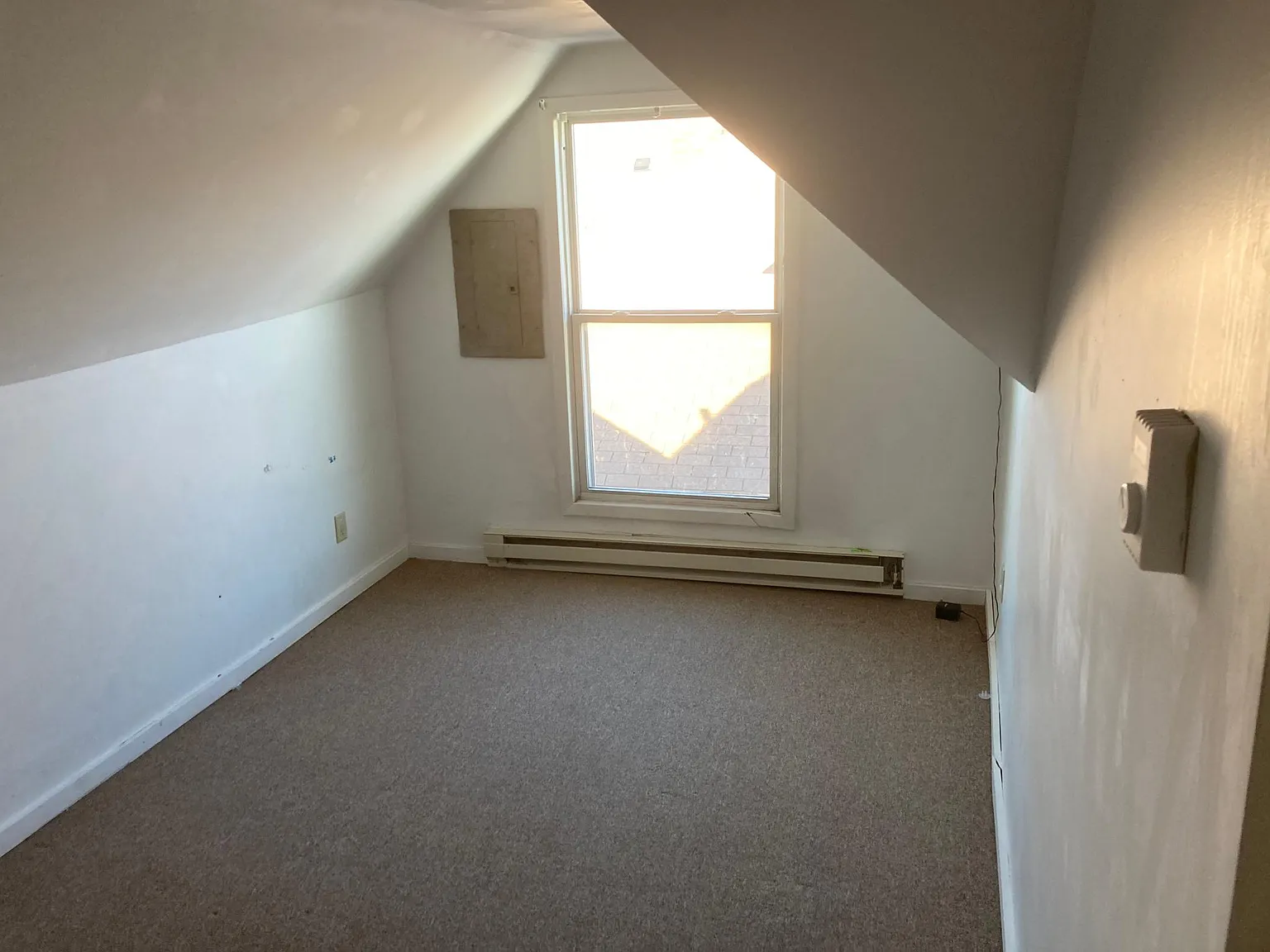 1113 John Avenue — Photo 4