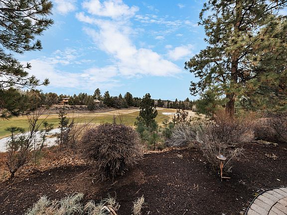 2nd image of 19558 Fairway Ridge Ln