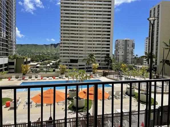 201 Ohua Ave #709, Honolulu, HI 96815