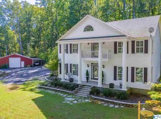 480 Mountain Oak Trl, Somerville, AL 35670