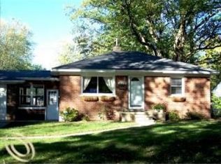 30757 Fairfax St, Southfield, MI