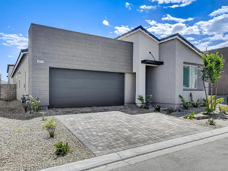 10171 Handline Chute St — Photo 3