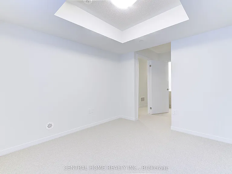 130 Honeycrisp Cres #Townhouse 312 — Photo 20