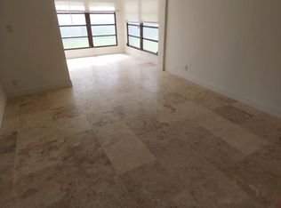 9375 SW 8th St APT C, Boca Raton, FL 33428