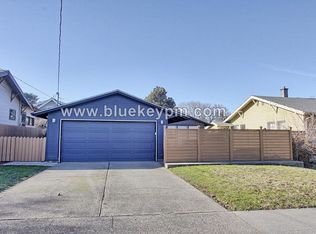 9225 N Tioga Ave, Portland, OR