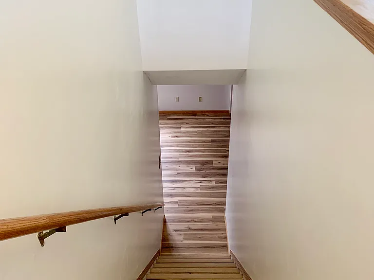 743 S Westview Cir — Photo 48