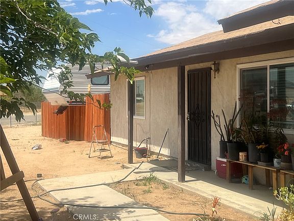 4th image of 16124 Mesa St