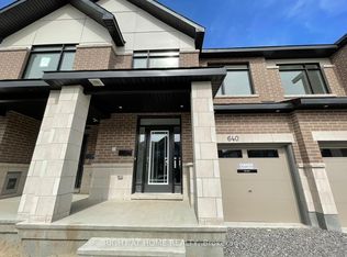 640 Rathburn Ln, Ottawa, ON K1T0V9
