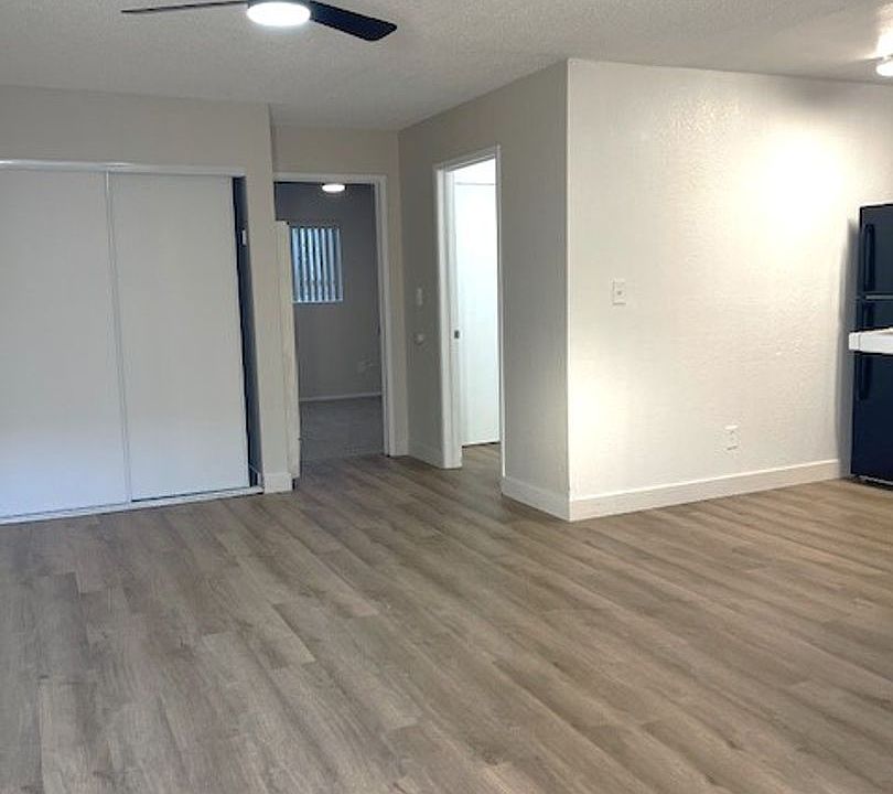 1st image of 820 Broad Ave APT 1