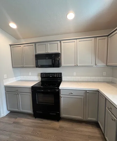 7565 E Bratton Dr — Photo 6