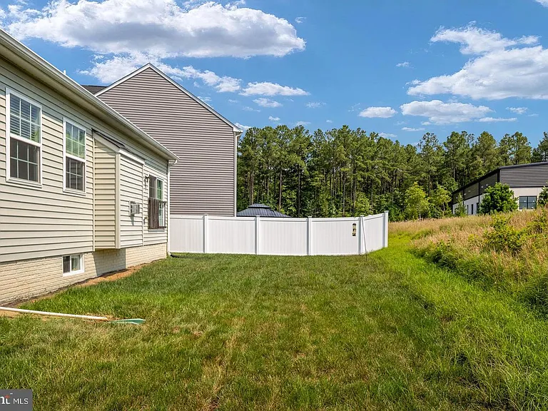 9627 Hillcrest Dr — Photo 50