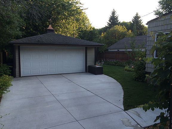 2-car garage