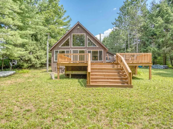 23015 Holiday Dr, Hersey, MI 49639