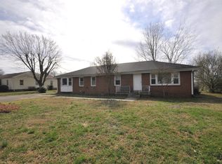 204 Eastland Ave, Lebanon, TN 37087