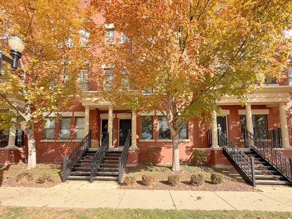 (undisclosed Address), Elgin, IL 60120