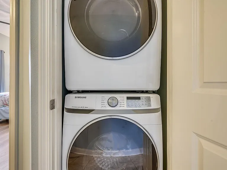 Washer/Dryer