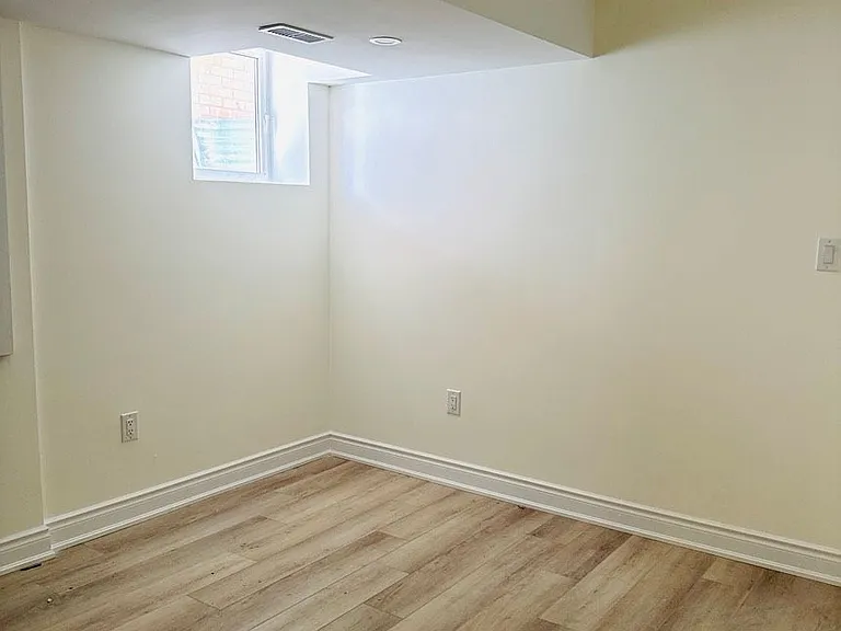 9 Enclave Trl #BASEMENT — Photo 14