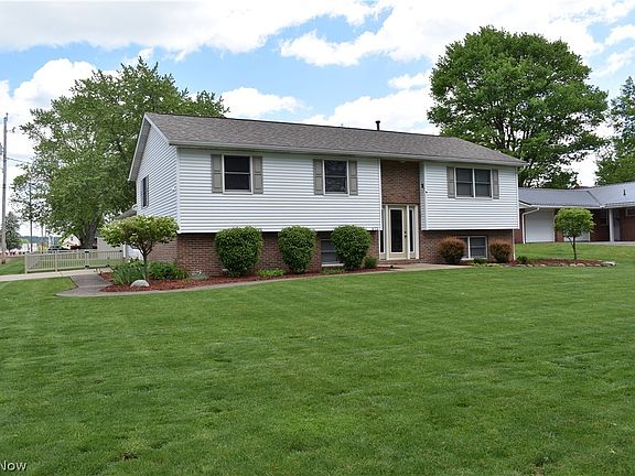 2nd image of 613 Kaderly Ave