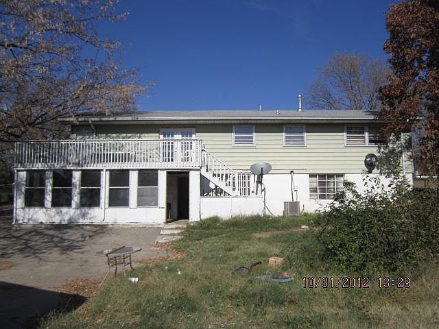 2nd image of 15207 Antrim Ln