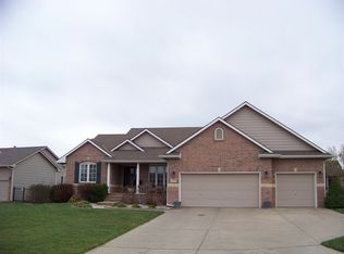 1209 N Forestview Ct, Wichita, KS 67235