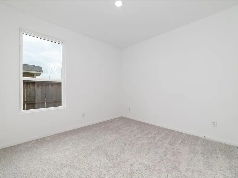 830 Heaven Dr — Photo 20