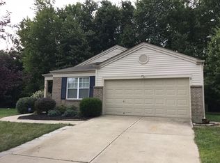61 Wooded Ridge Dr, Amelia, OH 45102